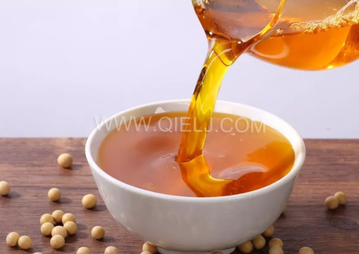 大豆油精煉加工設(shè)備，企鵝優(yōu)化工藝降低生產(chǎn)成本(圖1)